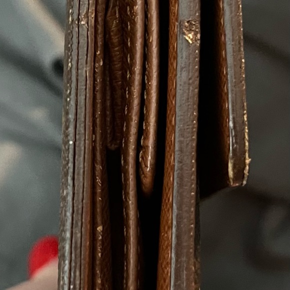 Louis Vuitton Monogram Wallet - Picture 7 of 9